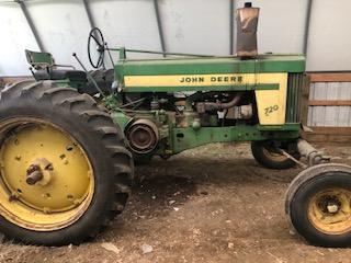 John Deere 720