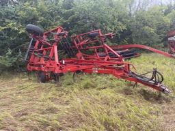 Case IH 4800 Field Cultivator with 3 Bar Harrow