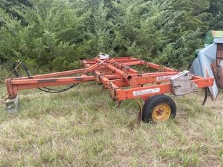 Kewanee 190 Pull Type 12' Chisel Plow