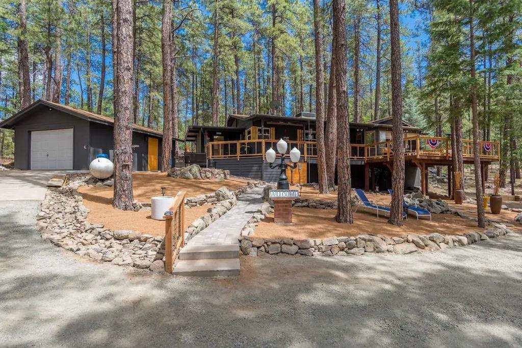 5 nights cabin stay in Prescott AZ