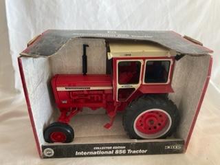 International 856 1/16 Scale ERTL