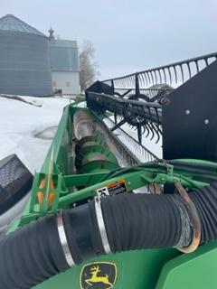 John Deere 925F 25' Air Reel Bean Head