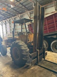 JOHN DEERE JD480-B FORKLIFT