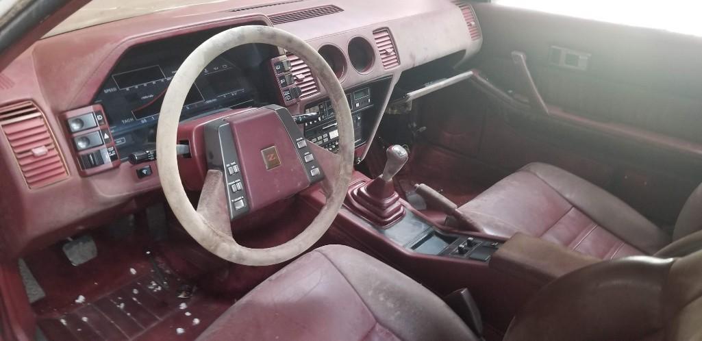 Lot 6: 1987 Nissan 300Z, Turbo straight 6, T-tops, 5 speed with 103,308 miles