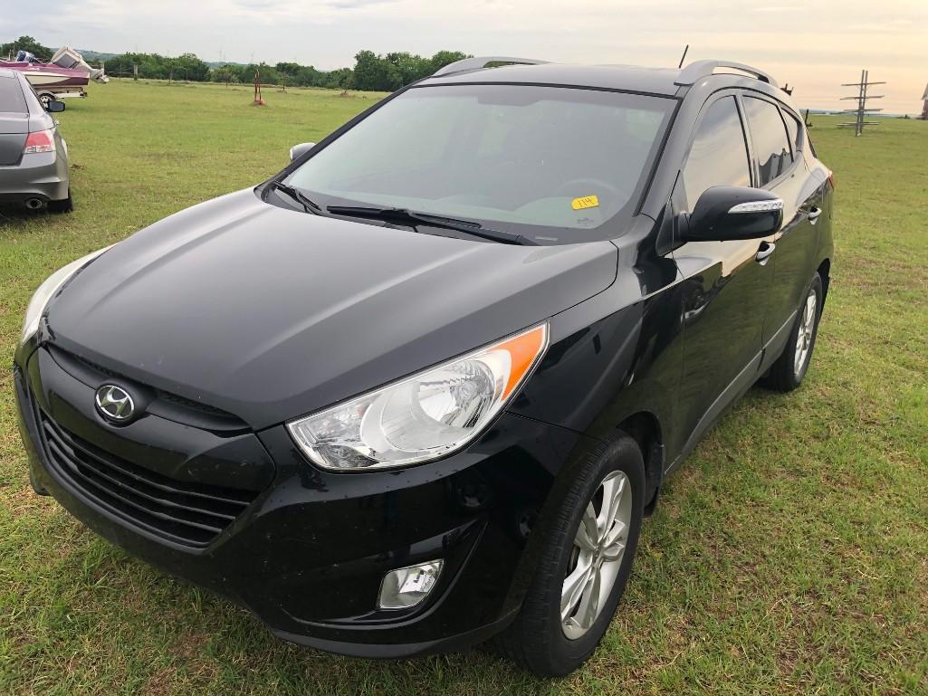 2013 Tucson Hyundai Car - Needs Motor Work