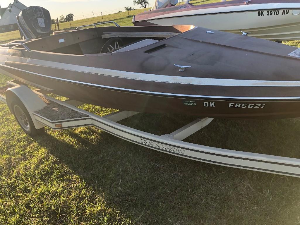 1982. Glastron Carlson Boat C 535. - 140 hp Evinrude & trailer.