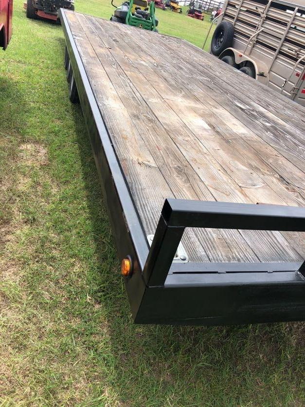 26ft Flatbed Trailer 102in Wide