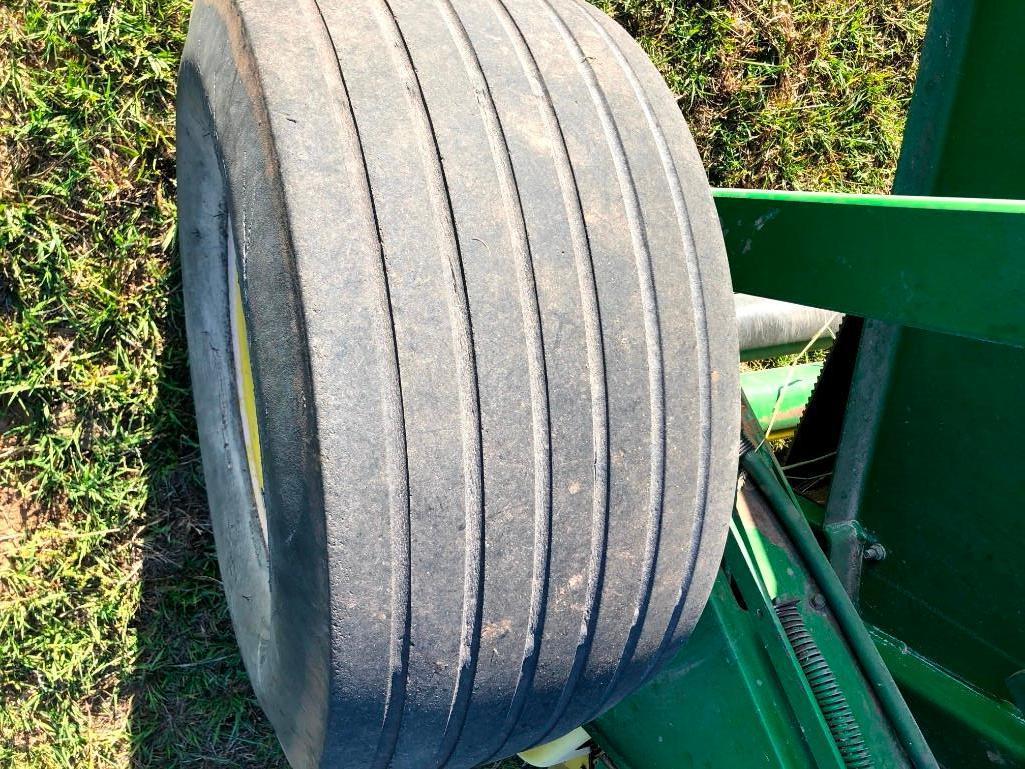 John Deere 535 Round Baler - Twine Tie, Good Belts, Excellent Condition & Field Ready