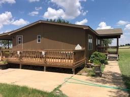 1997 Skyline Mobile Home - 50 X 30 with Decks and 22 X 11 Sun-room. Well Kept - 3 Bed, 2 Bath, Total