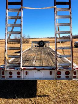 28ft Flatbed Gooseneck Trailer, 3 Axle