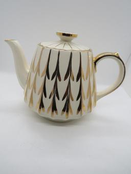 Sadler Teapot