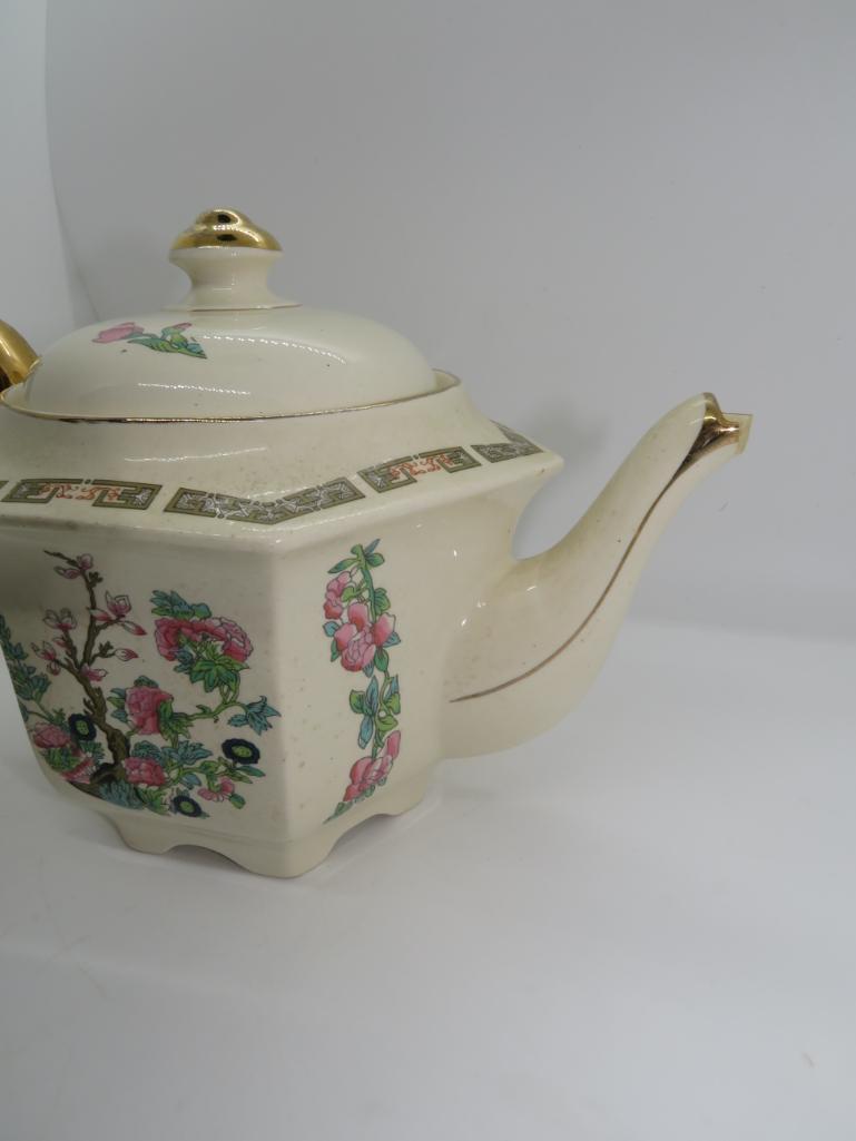 Sadler Teapot