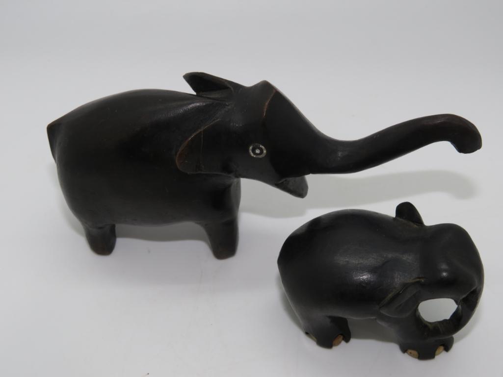 EBONY WOOD HAND CARBED ELEPHANTS