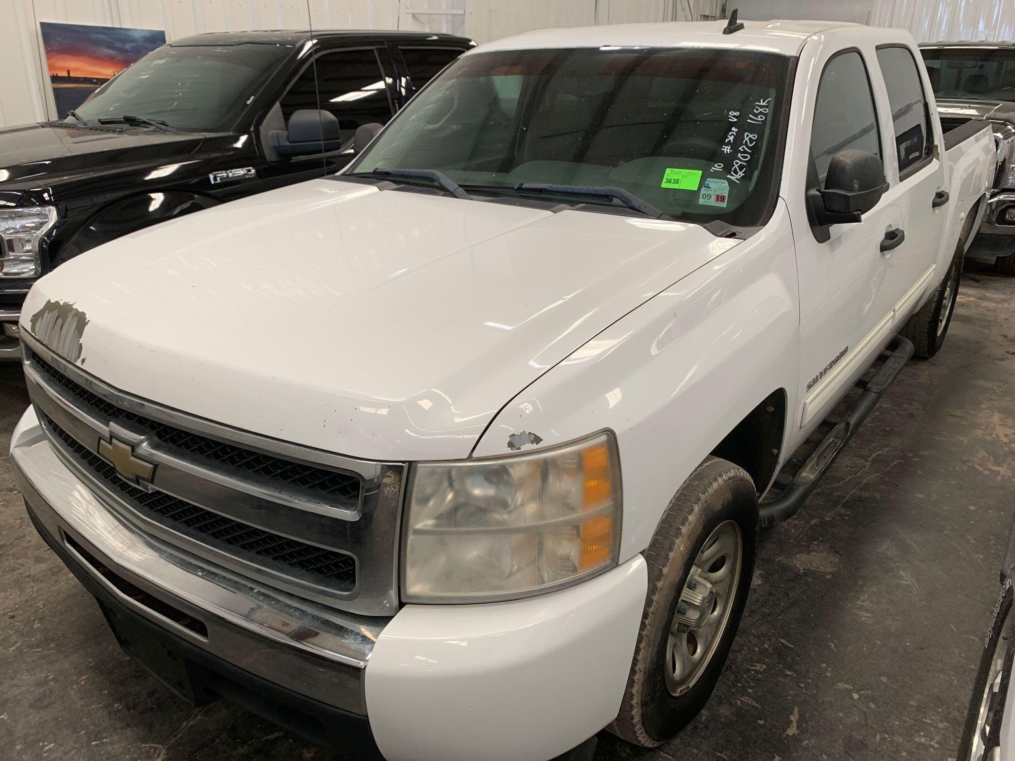 2010 Chevrolet crew cab V8