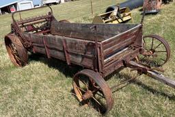 manure spreader