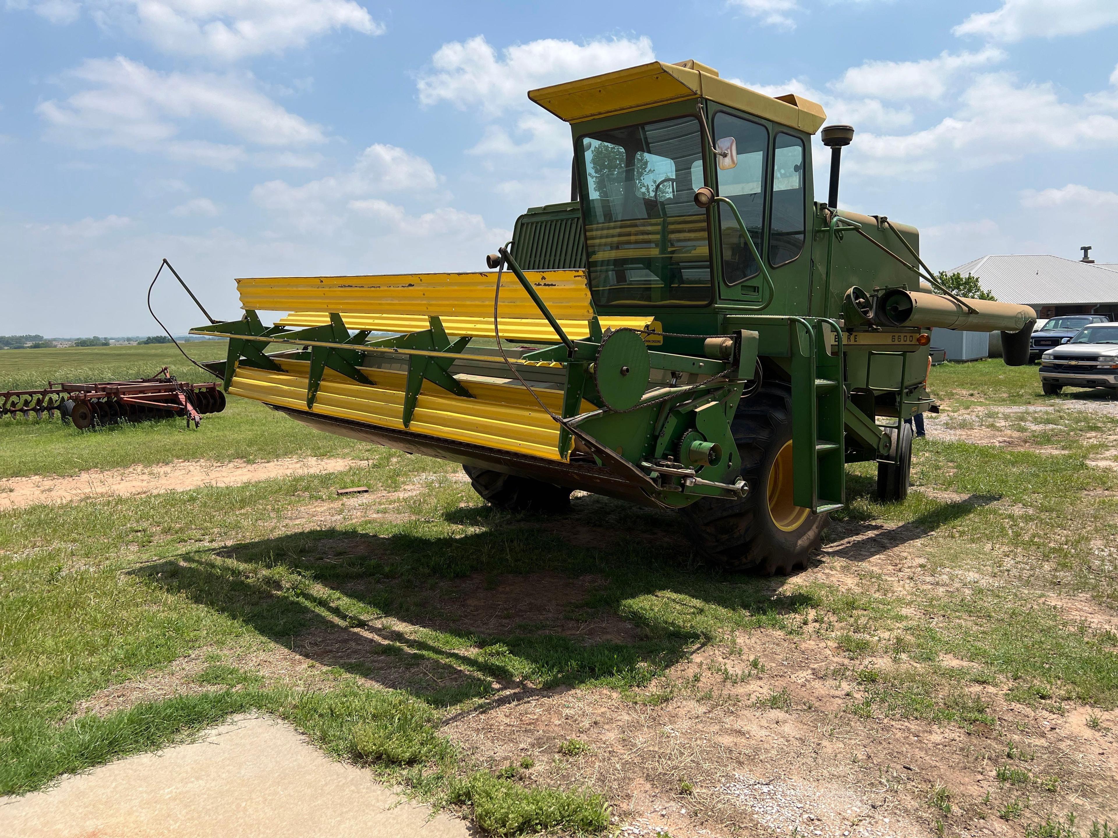 John Deere combine