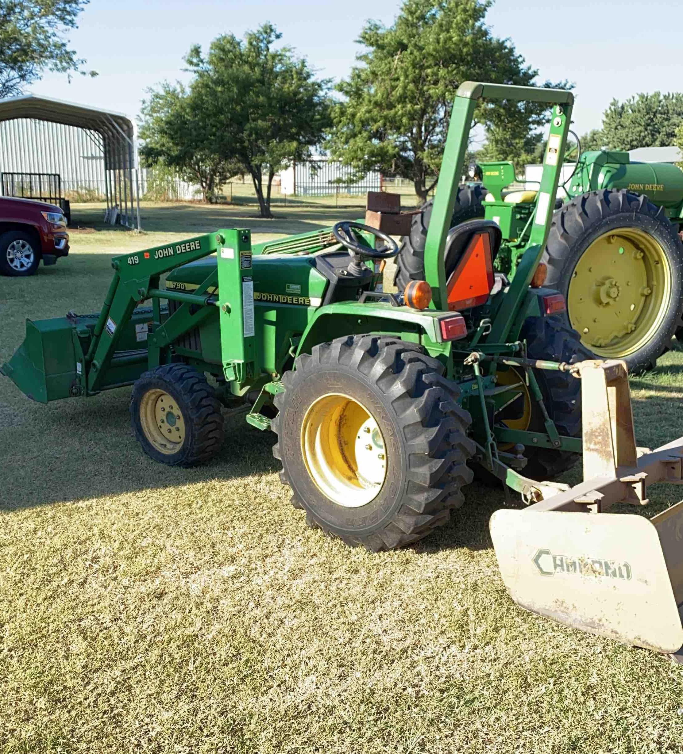 JD 790 Tractor