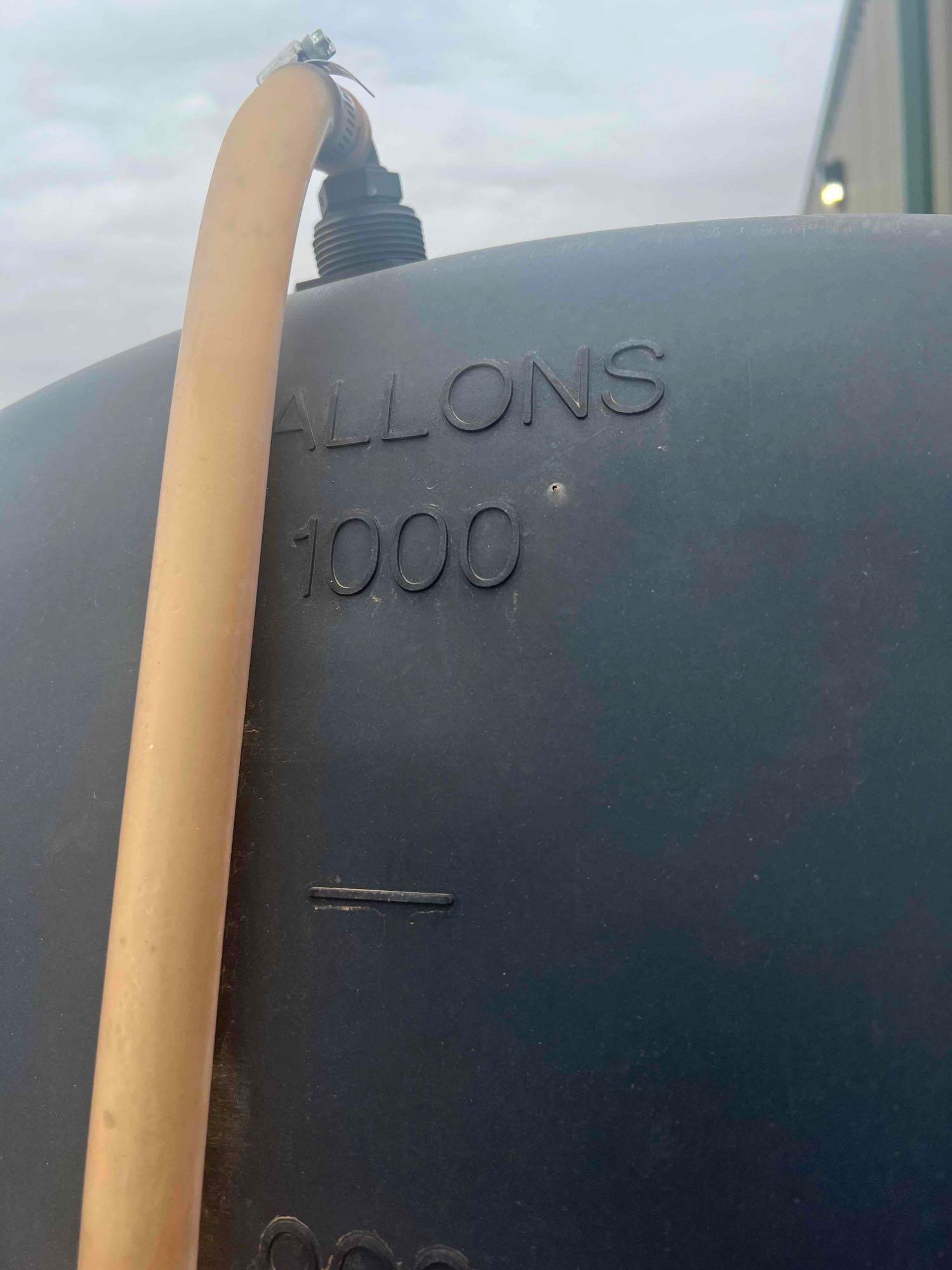 1000 Gallon Tender Trailer