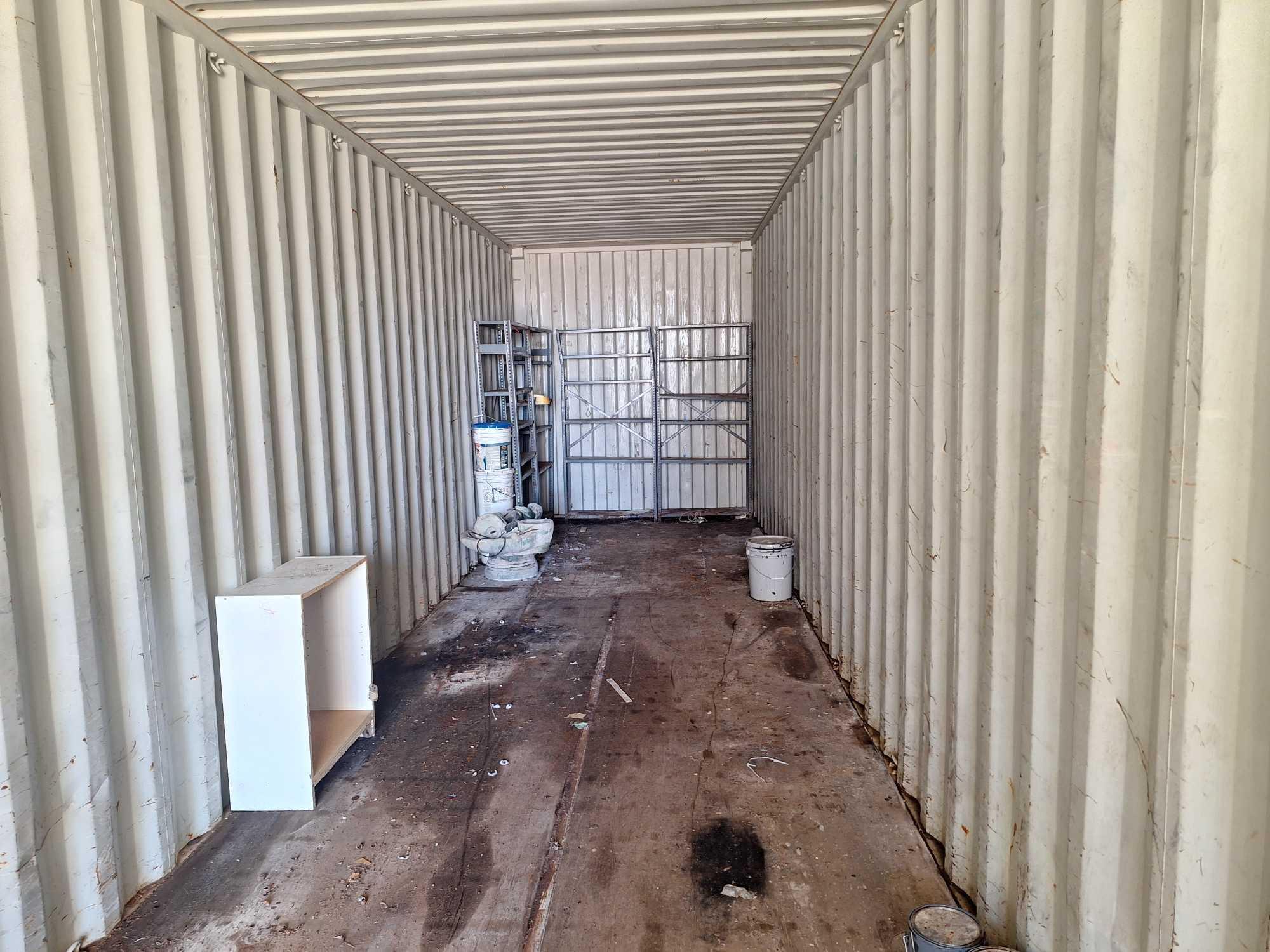Standard 40 ft shipping container