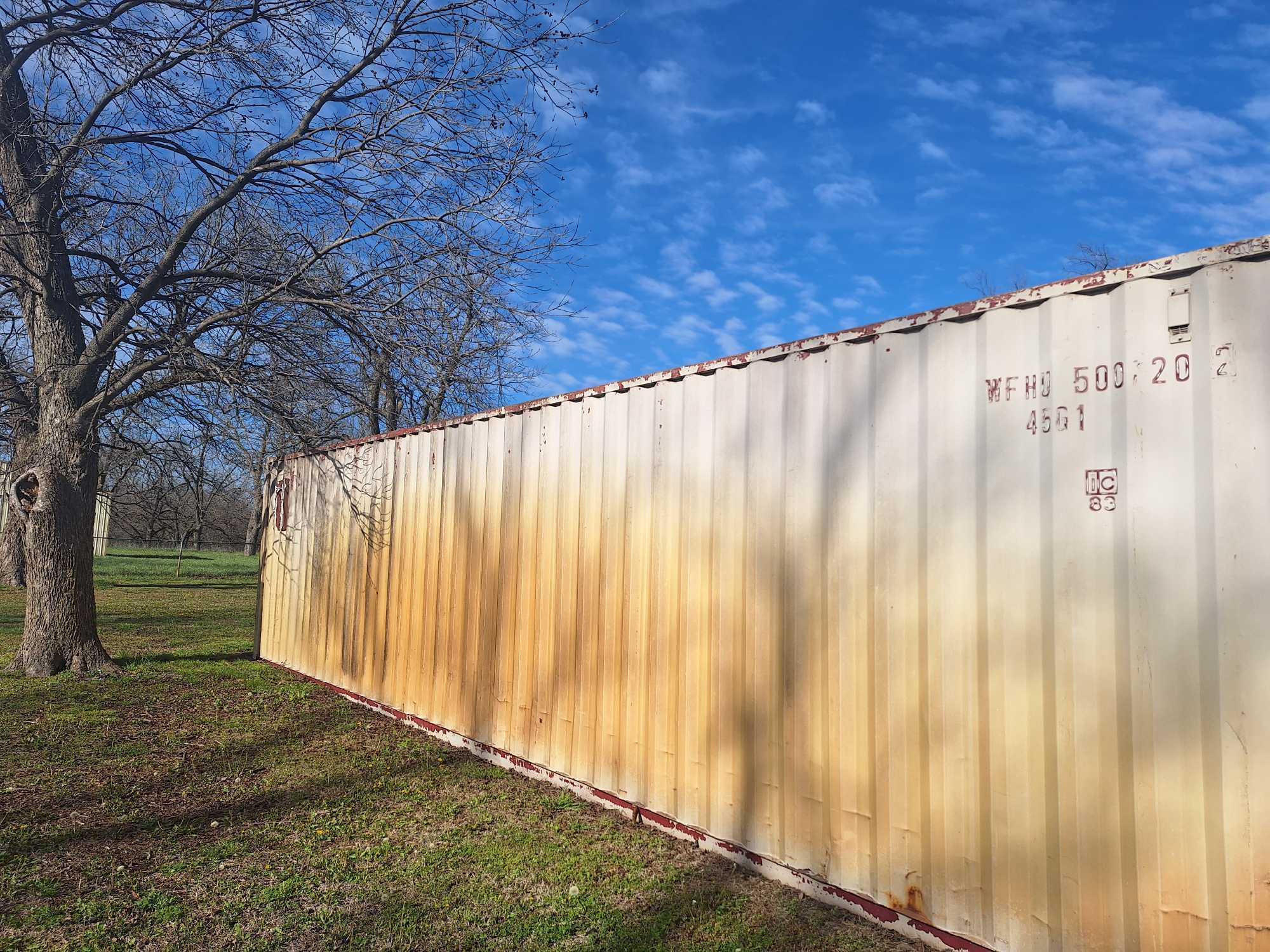 Standard 40 ft shipping container