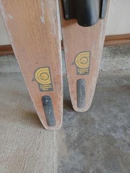 vintage cypress gardens water skis