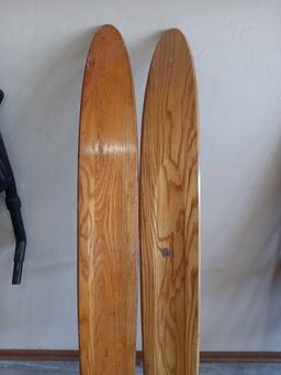 vintage cypress gardens water skis