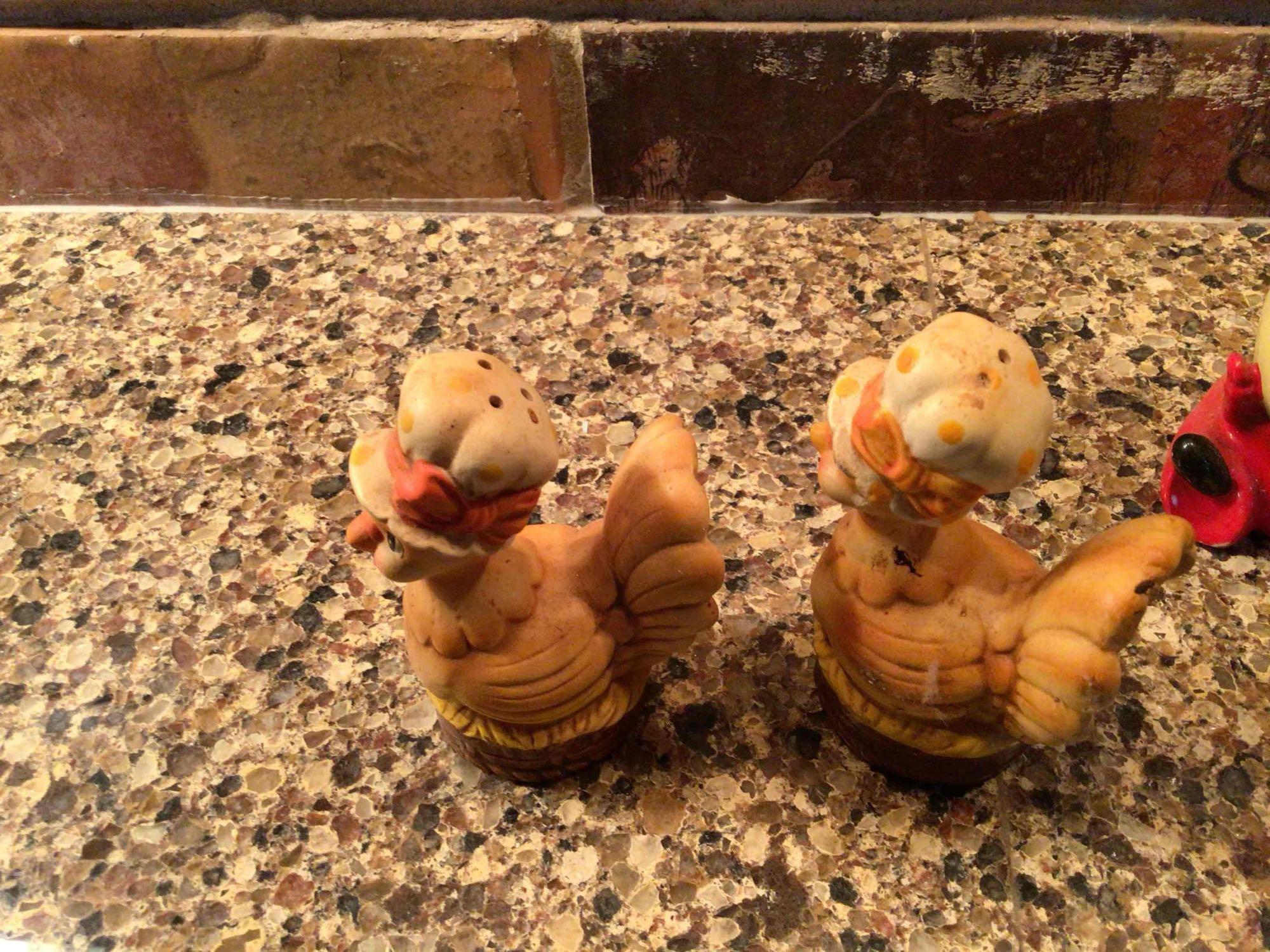 salt and pepper shakers