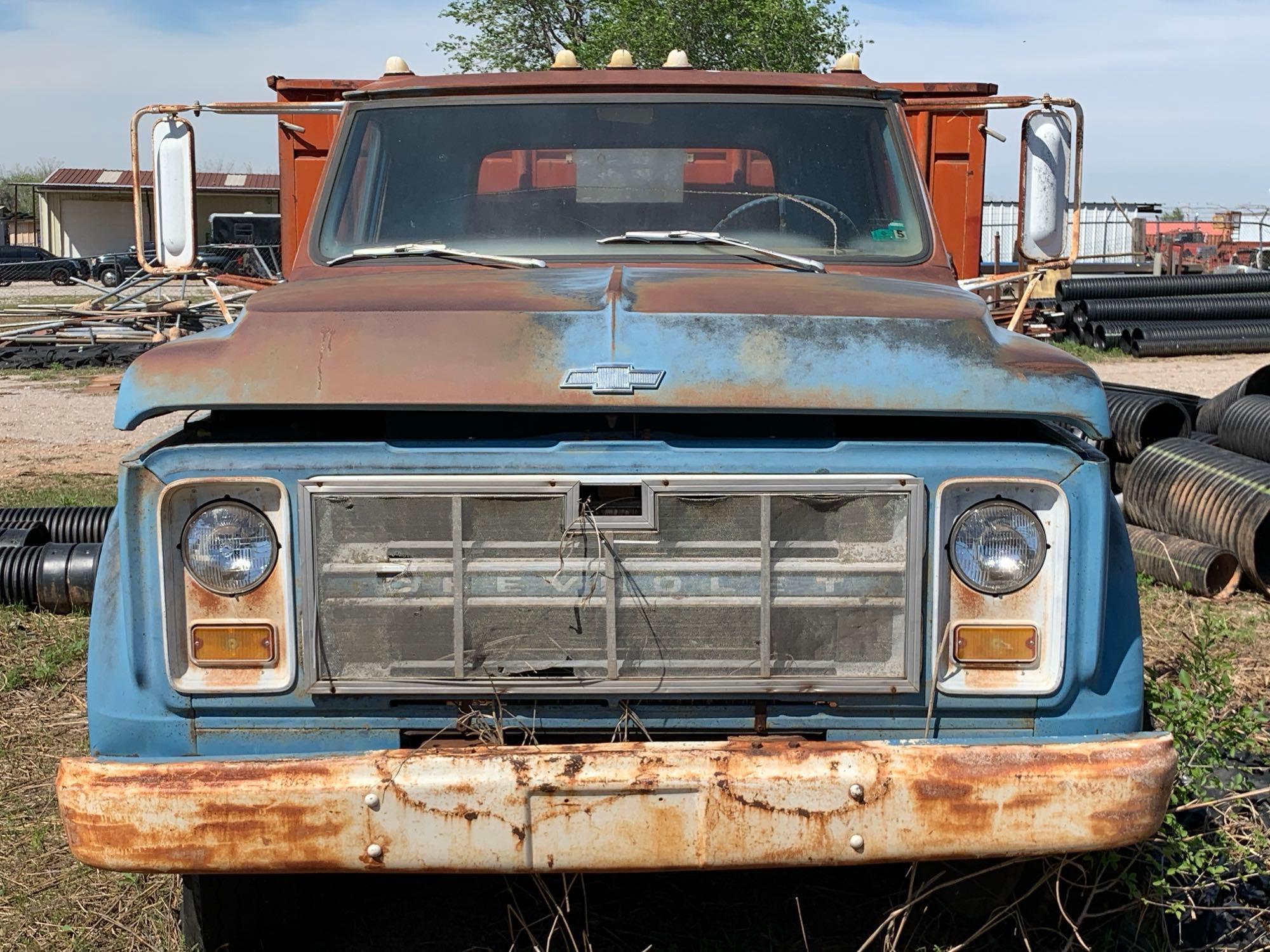 1971 Chevrolet Truck with Dump Bed