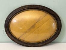 Oval Frame with Curved Plexi Glass