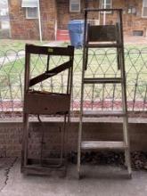 5 Ft Wood Step Ladder & Table Leaf Storage Crate