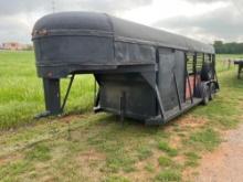 18ft gooseneck livestock trailer