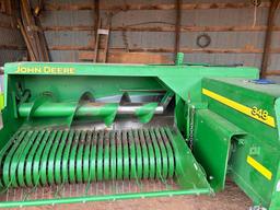 John Deere 348 wire tie square baler