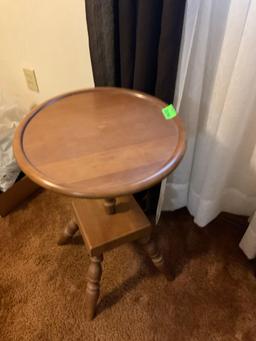 Round end table