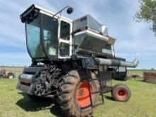 1982 Gleaner M2