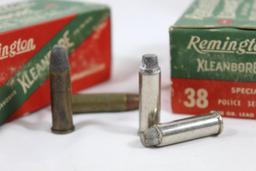 Two boxes of mixed 38 Spl. bullets. In two collector Remington Kleanbore boxes. Loaded, unknown