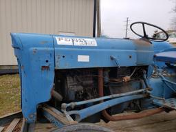 Ford 2000 Tractor