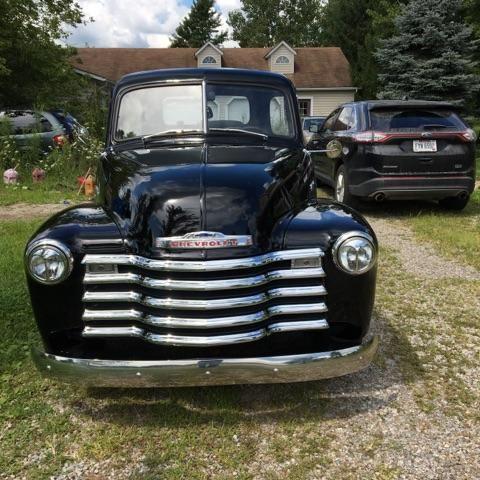 1952 Chevy 5 window pick up