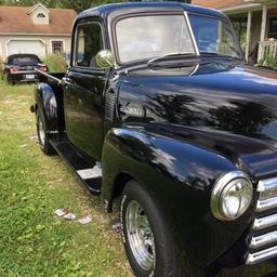 1952 Chevy 5 window pick up