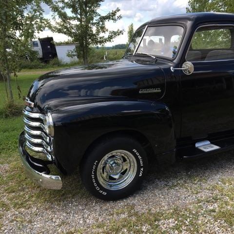 1952 Chevy 5 window pick up