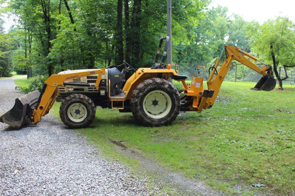 CUB CADET  TRACTOR LOADER BACKHOE