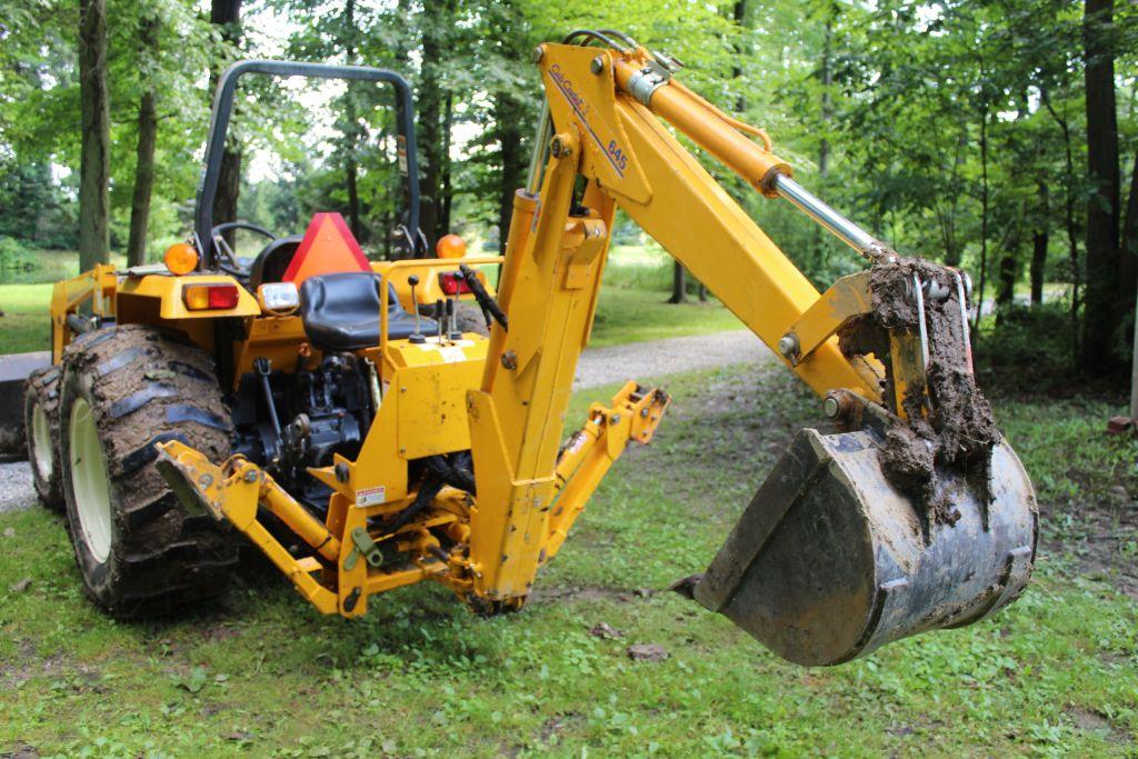 CUB CADET  TRACTOR LOADER BACKHOE