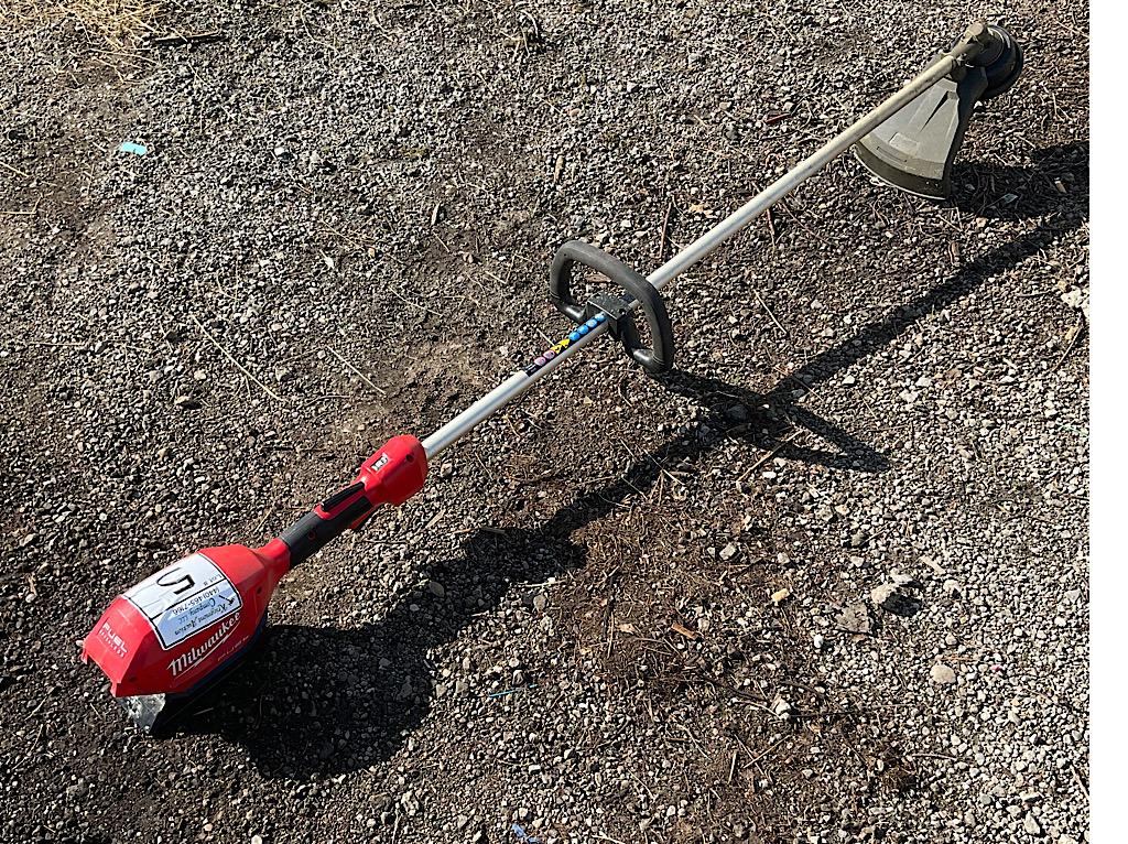 Milwaukee Fuel M18 String Trimmer