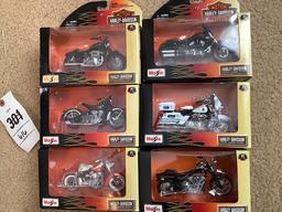 HARLEY DAVIDSON 1:18 SCALE DIECAST