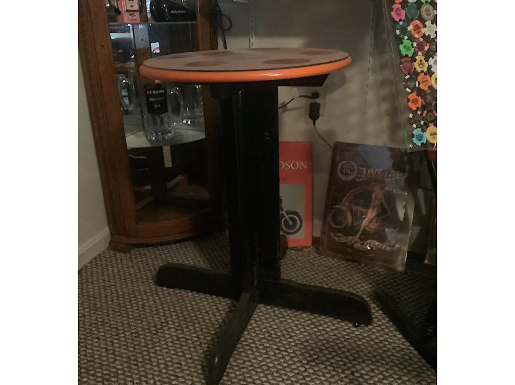 HARLEY DAVIDSON SMALL TABLE TOP