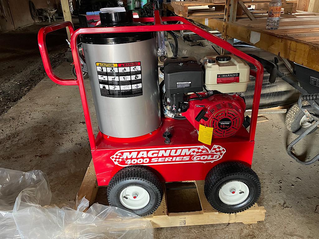 MAGNUM 4000 SERIES HOT WATER PRESSURE WASHER