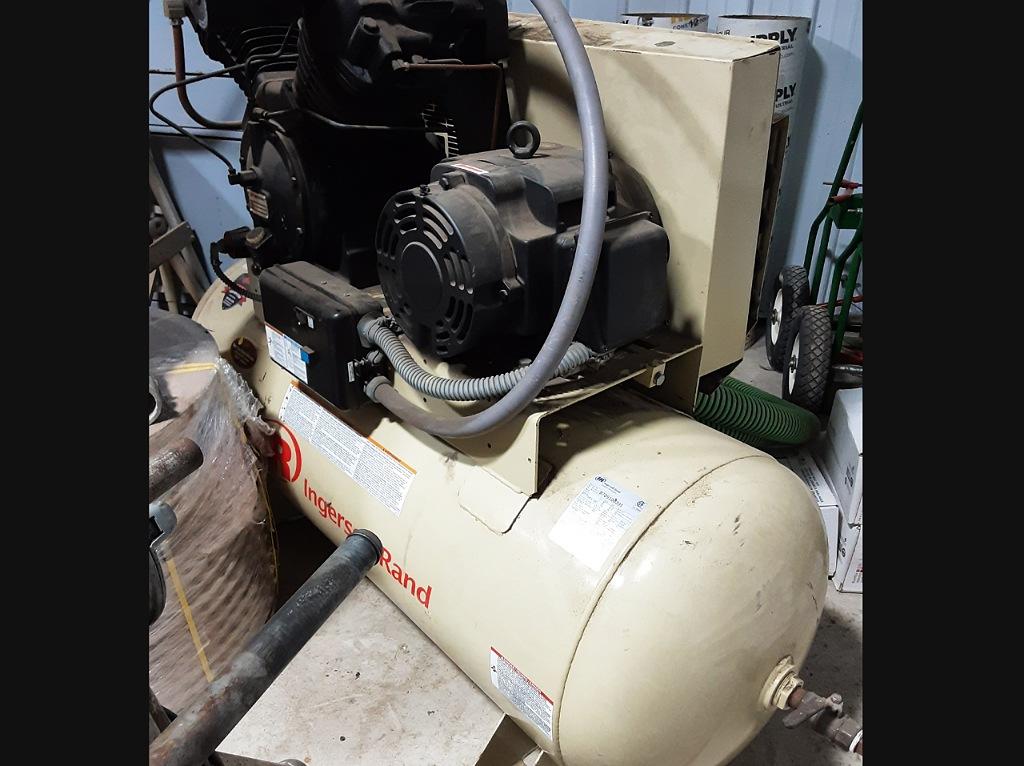 INGERSOLL RAND 7100 3 PHASE AIR COMPRESSOR