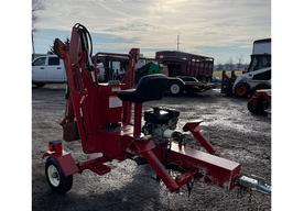 KWIK-WAY PORTABLE BACKHOE