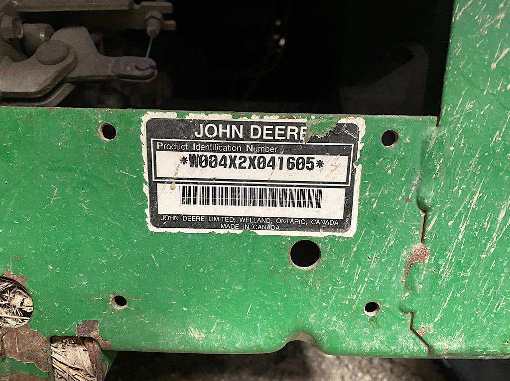 JOHN DEERE 4X2 GATOR