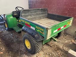 JOHN DEERE 4X2 GATOR