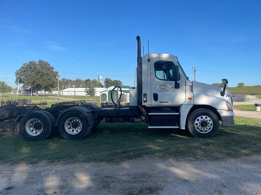 2014 FREIGHTLINER CASCADIA 125